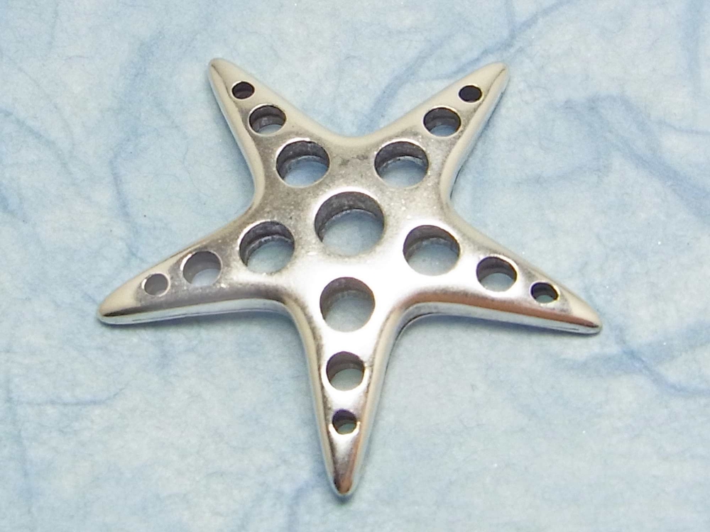 Wunderschöne Metallperle, Anhänger, Stern, 34 mm, versilbert, 1 Stück<br /><span class=