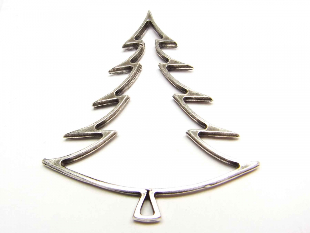 Weihnachtlicher Anhänger, Tannenbaum, 56 mm, versilbert<br /><span class=