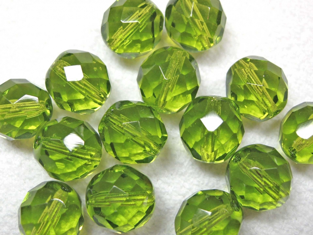 Bild 1 von 20 x Böhmische Glasschliffperlen, 10 mm, oliv