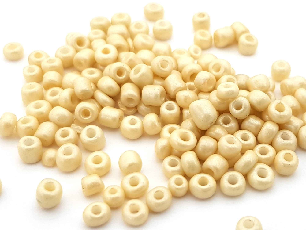 Bild 1 von 20 g  Rocailles,  4 mm, Größe 6/0, Farbe: linen beige