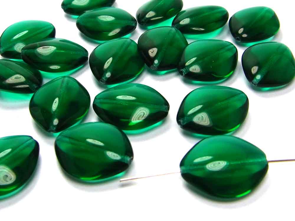 Bild 1 von 10 x Böhmische Glasperlen, oval 20 mm, emerald