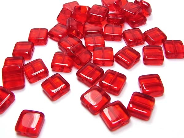 Bild 1 von 50 x Böhmische Glasperlen, Quadrat, 8 x 8 mm, rot
