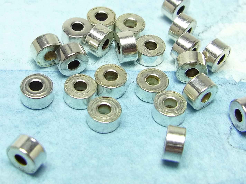 Bild 1 von 20 x  Metallperle, Spacer, kleine Walze, 3,5 x 2 mm,  versilbert
