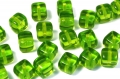 50 x Böhmische Glasperlen, Würfel 6 mm, grün